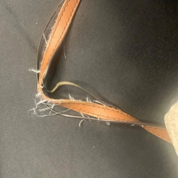 Women’s Michael Kors purse - Picture 4 of 4